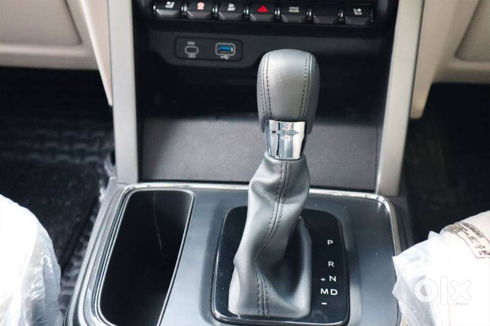 Mahindra Thar Roxx Ax7 L Petrol At 2wd, 2025, Petrol