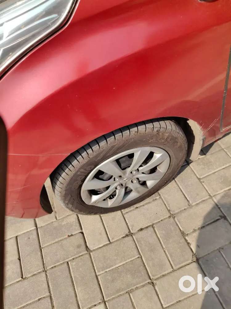 Hyundai Eon Magna Petrol Manual 2012 Variant