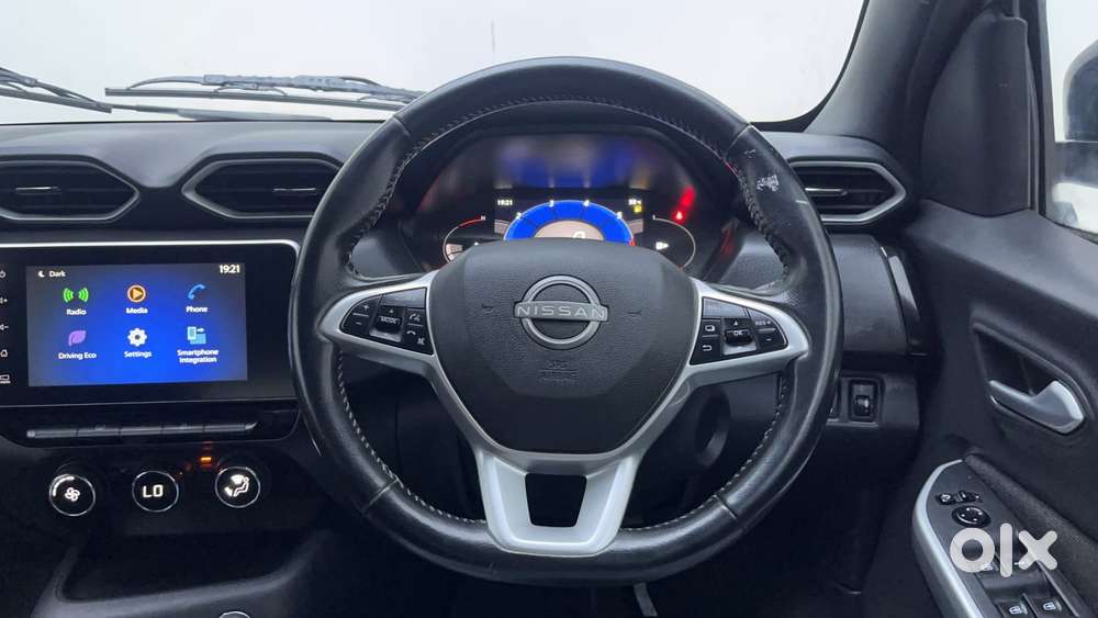 Nissan Magnite 1.0 Xv Premium Turbo Cvt, 2022, Petrol