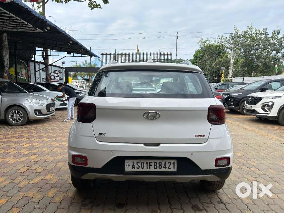 Hyundai Venue Sx Plus Turbo Dct, 2022, Petrol