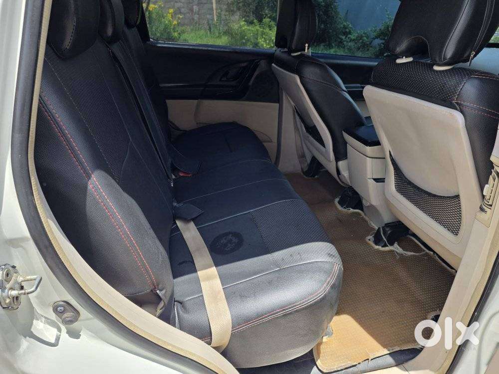 Mahindra Xuv500 W6 2wd, 2016, Diesel