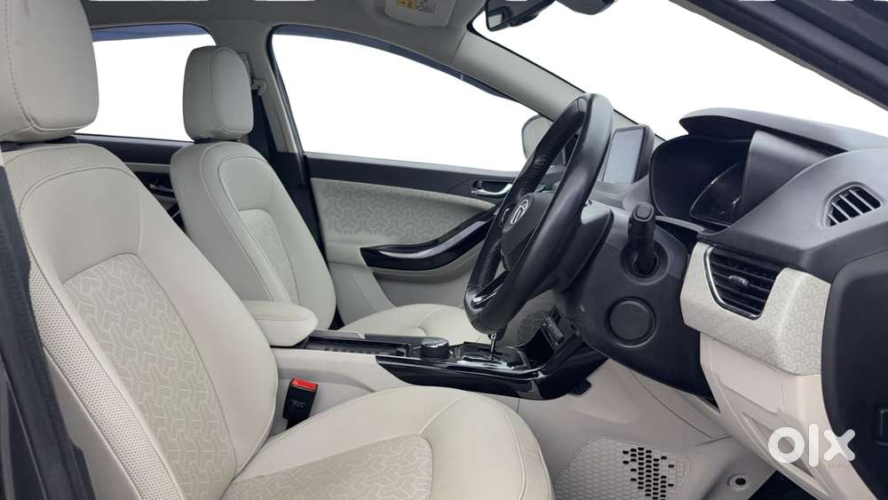 Tata Nexon 1.2 Revotron Xza Plus (l), 2022, Petrol