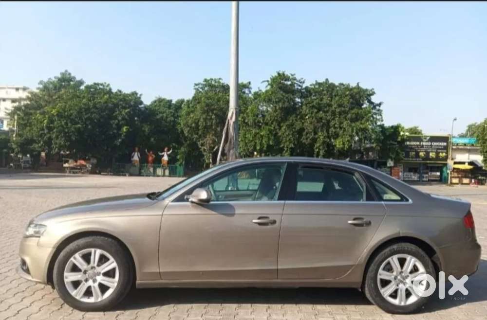 Audi A4, 2010, Petrol