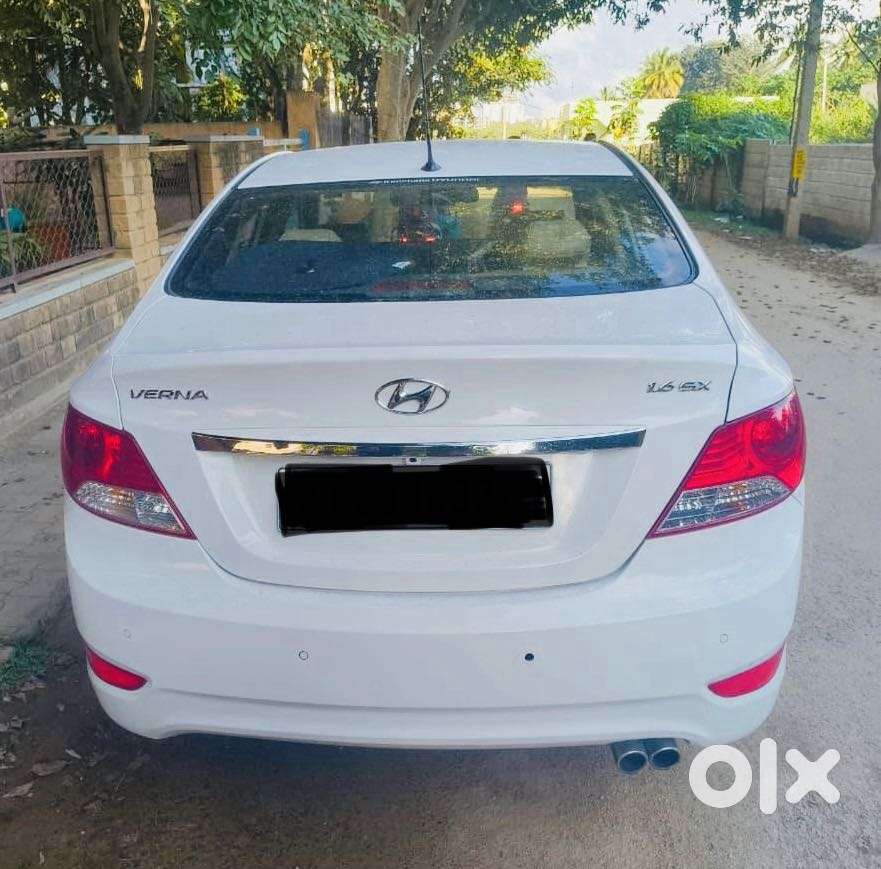 Hyundai Verna 1.6 Sx (o) Vtvt, 2014, Petrol