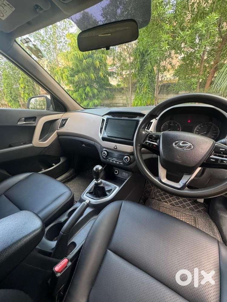 Hyundai Creta 2017 Diesel 90000 Km Driven Well Maintained.