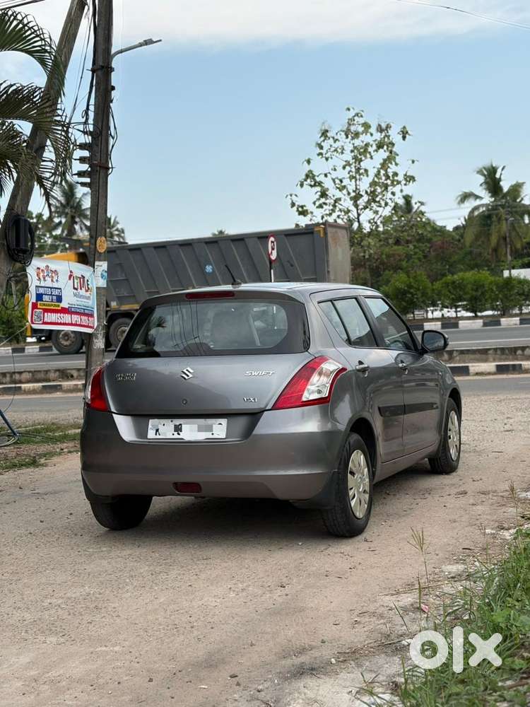 Maruti Suzuki Swift Vxi, 2014, Petrol
