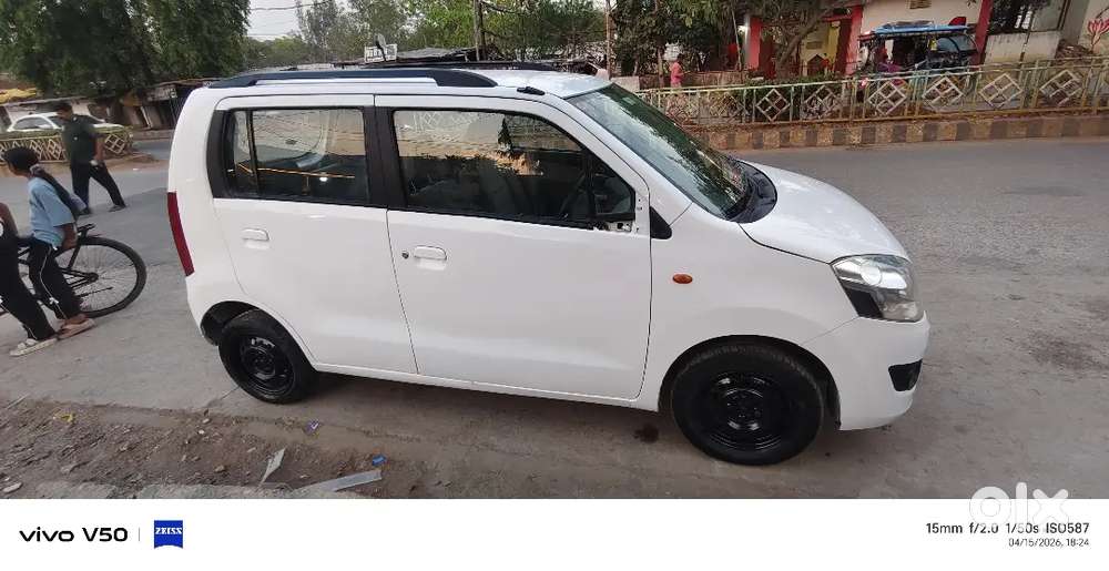 Well Well Condition Car Well Maintain Koi Kam Nahin Hai