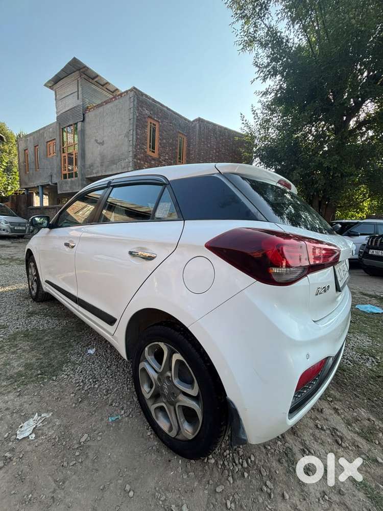 Hyundai I20 Petrol Asta Option, 2018, Petrol