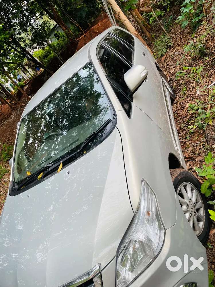 Toyota Innova 2013