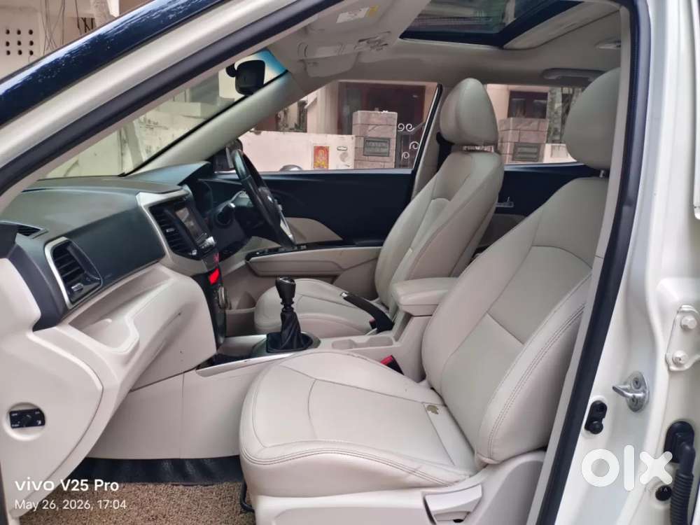 Mahindra Tuv 300, 2020, Diesel