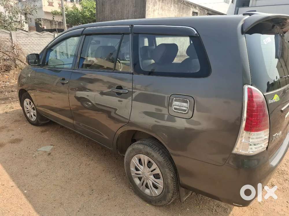 Toyota Innova 2011 Diesel 129600 Km Driven