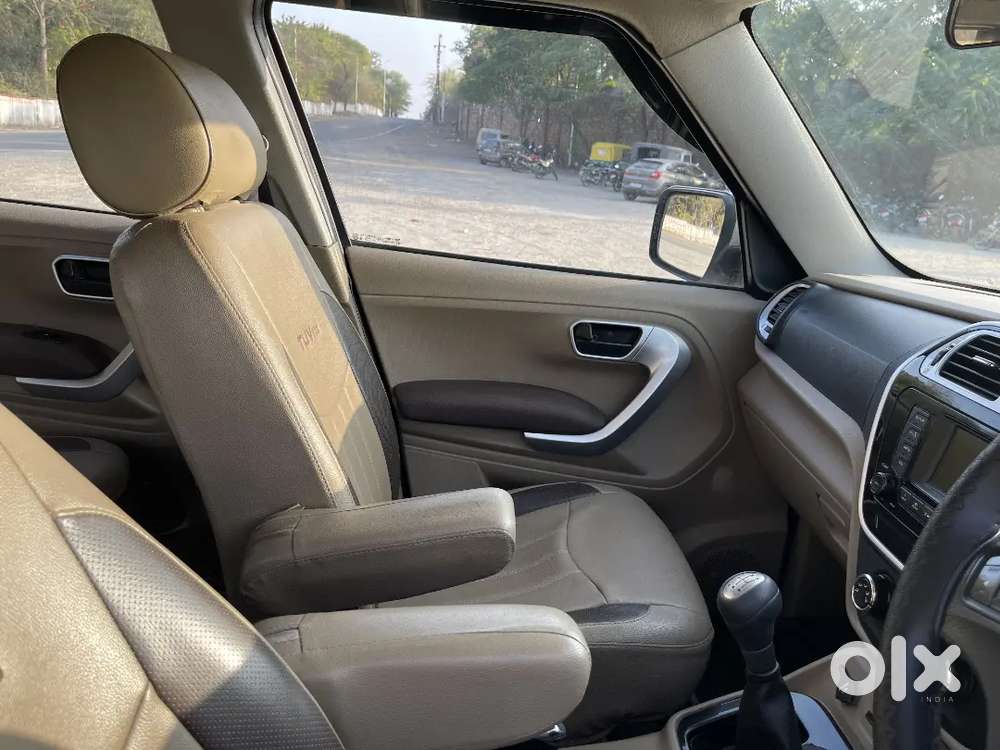 Mahindra Tuv 300 2015 Diesel Well Maintained