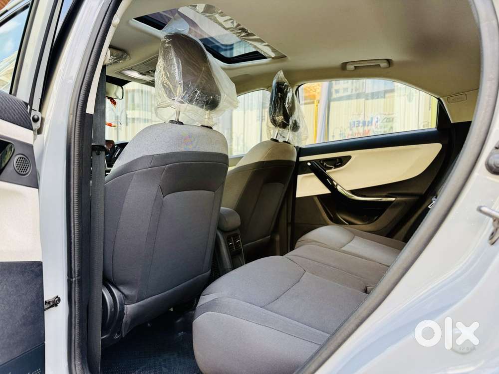 Tata Nexon Creative Plus S 1.5 Revotorq Diesel 6 Amt, 2025, Diesel