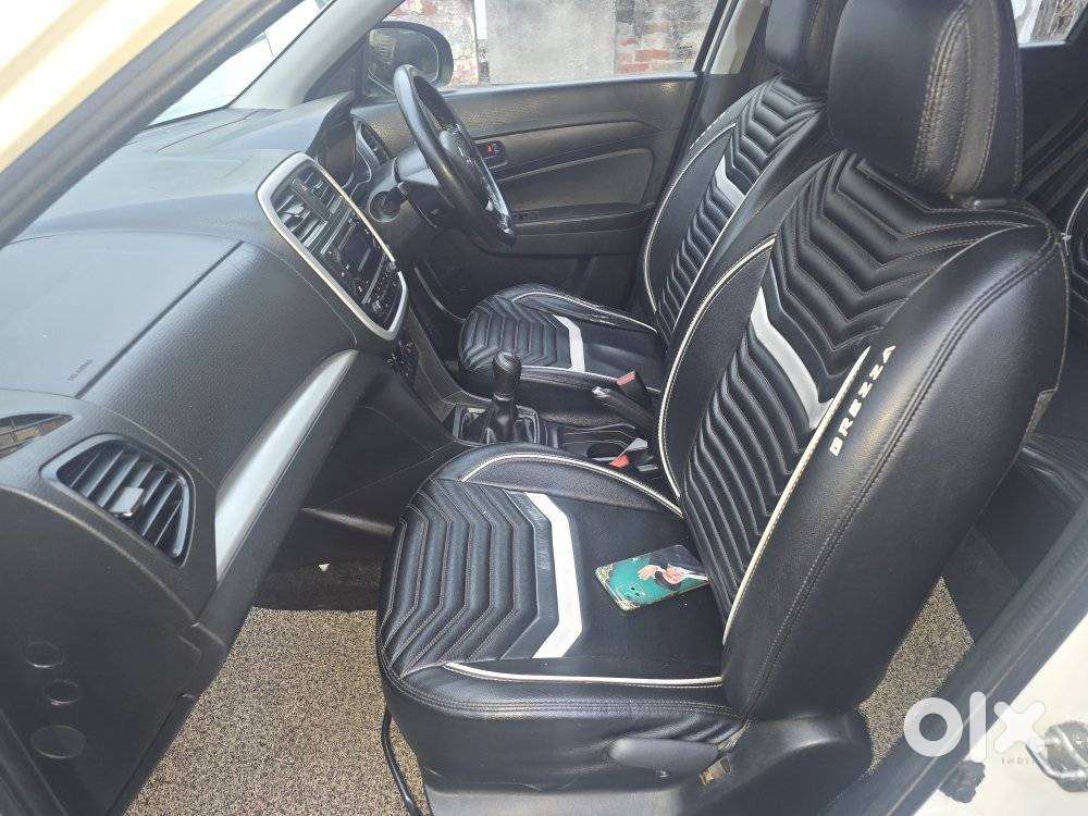 Maruti Suzuki Brezza Vxi At, 2020, Petrol