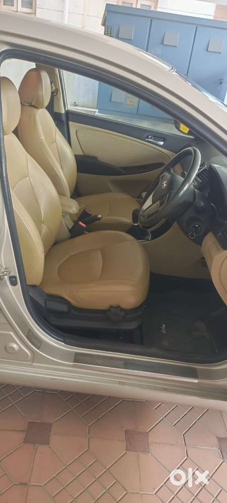 Hyundai Verna Petrol Car 2012