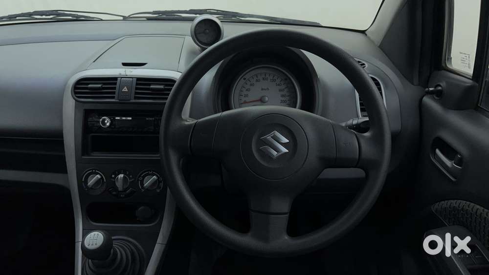Maruti Suzuki Ritz Vxi, 2013, Petrol