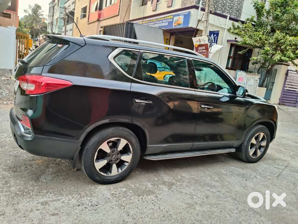 Mahindra Alturas G4 4wd At, 2022, Diesel