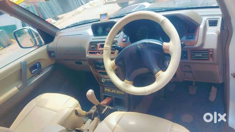 Mitsubishi Pajero 2010