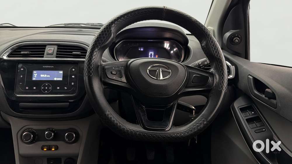 Tata Tiago 1.2 Revotron Xt, 2022, Petrol