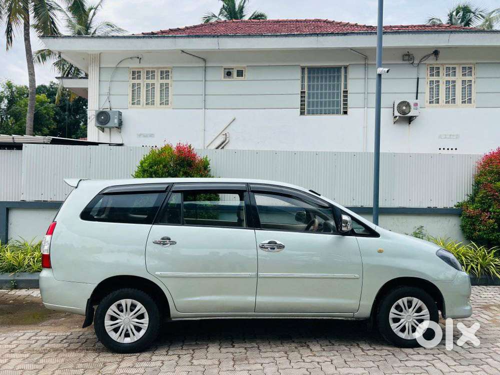 Toyota Innova 2.0 Gx 8 Str, 2005, Diesel
