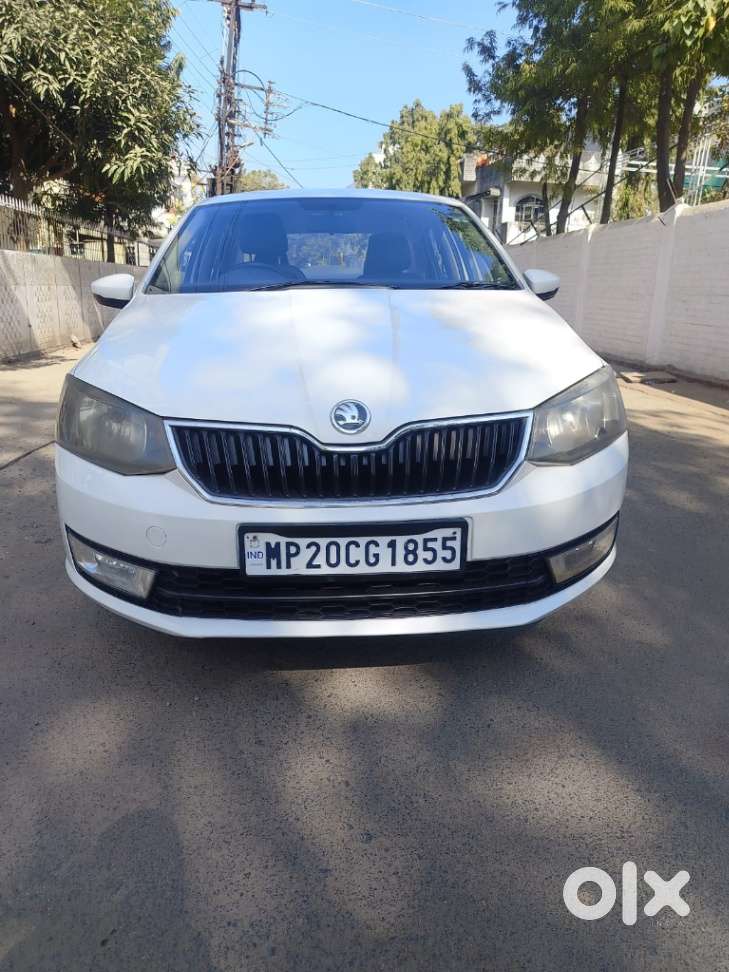 Skoda Rapid Ambition 1.6 Mpi Manual Plus Alloy, 2017, Petrol