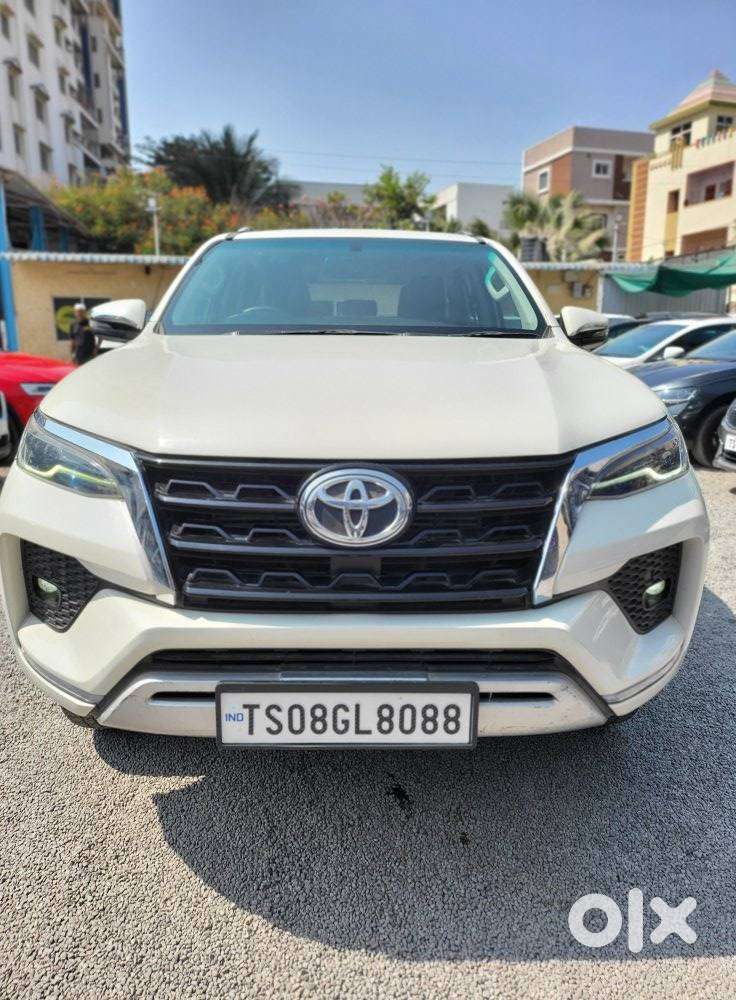 Toyota Fortuner 4x2 Mt 2.8 Diesel, 2019, Diesel