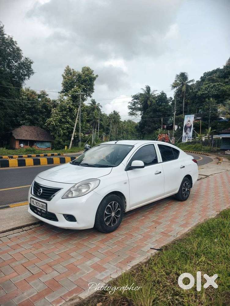 Nissan Sunny, 2012, Diesel
