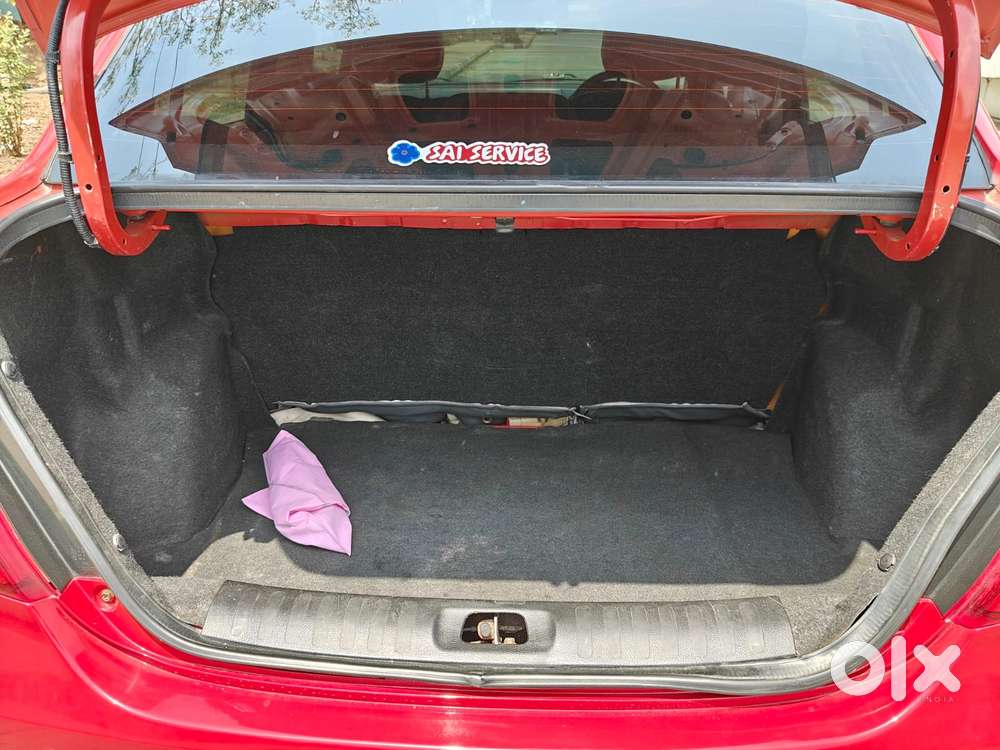 Maruti Suzuki Swift Dzire 1.2 Zxi Bsiv, 2014