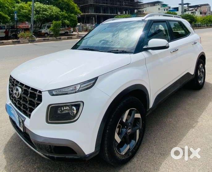 Hyundai Venue Sx+ At, 2020, Petrol