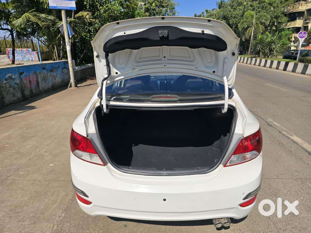 Hyundai Verna 1.6 Sx (o) Vtvt, 2014, Petrol