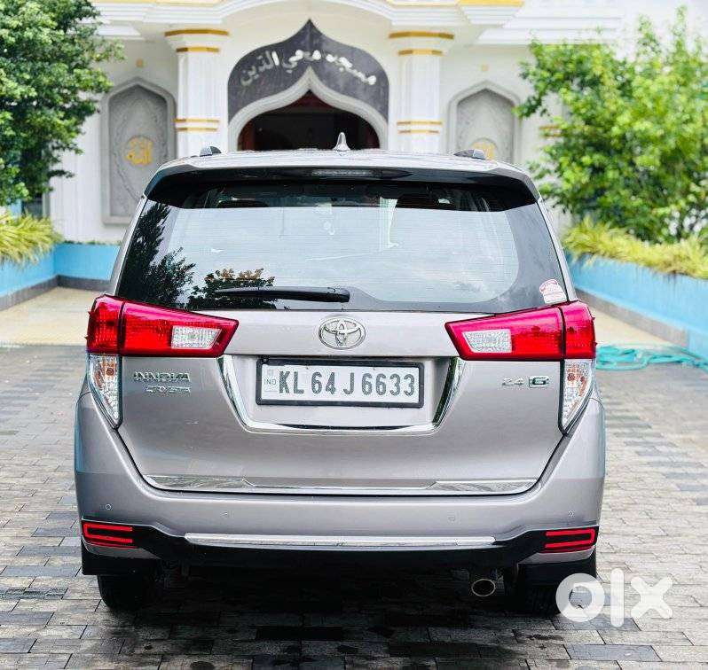 Toyota Innova Crysta 2.4 Gx Limited Edition At 7 Str, 2020, Diesel