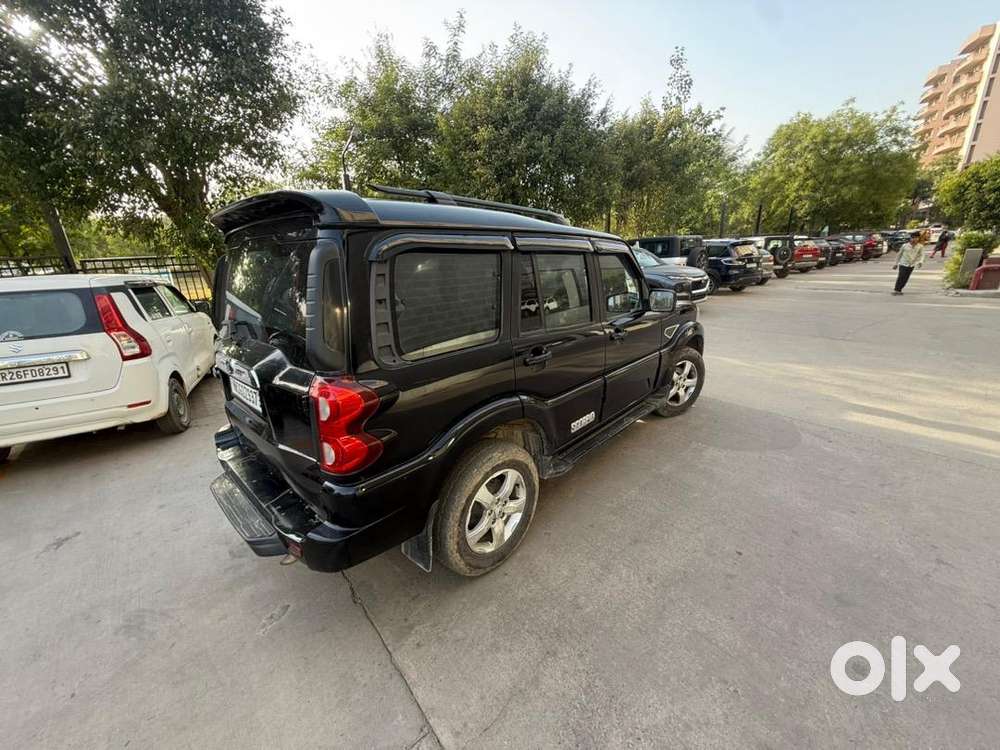 Mahindra Diesel Car 2019