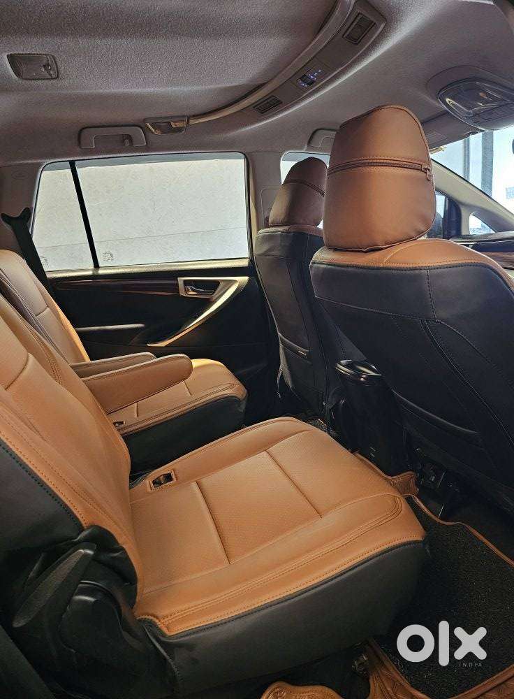 Toyota Innova Crysta Zx 2.4 Diesel 7 Seater, 2016, Diesel