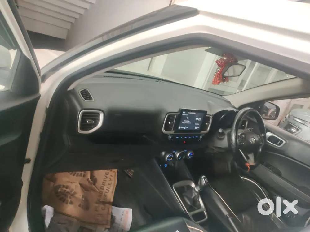 9 Lakh Me Venue Sx Diesel Car Sell, Govindpuri, City Center, Gwalior