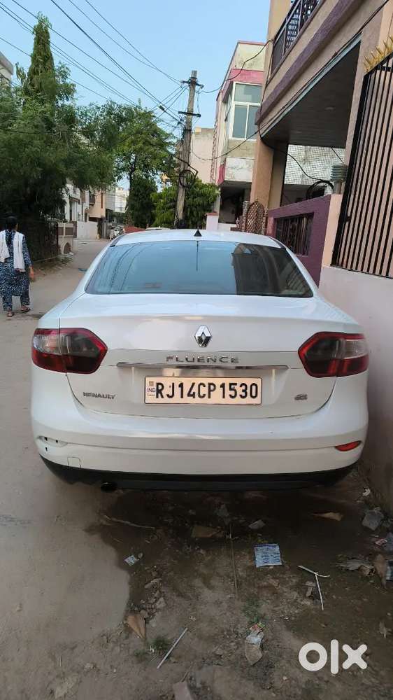 Renault Fluence 2012 Diesel 120000 Km Driven