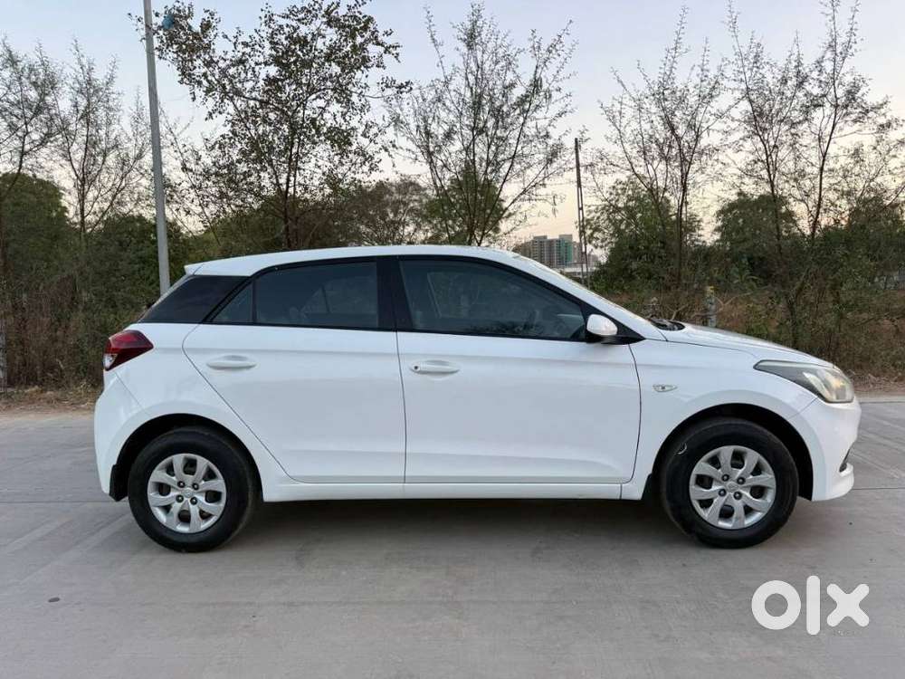 Hyundai I20 Petrol Cvt Magna Executive, 2017, Petrol
