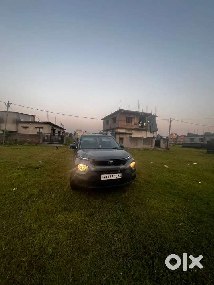 Tata Punch 2025 Petrol Well Maintained