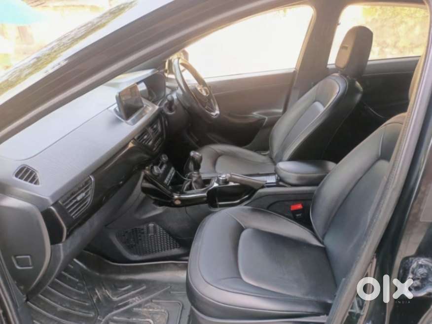 Tata Nexon 1.2 Revotron Xz Plus Hs Dark Edition, 2023, Diesel