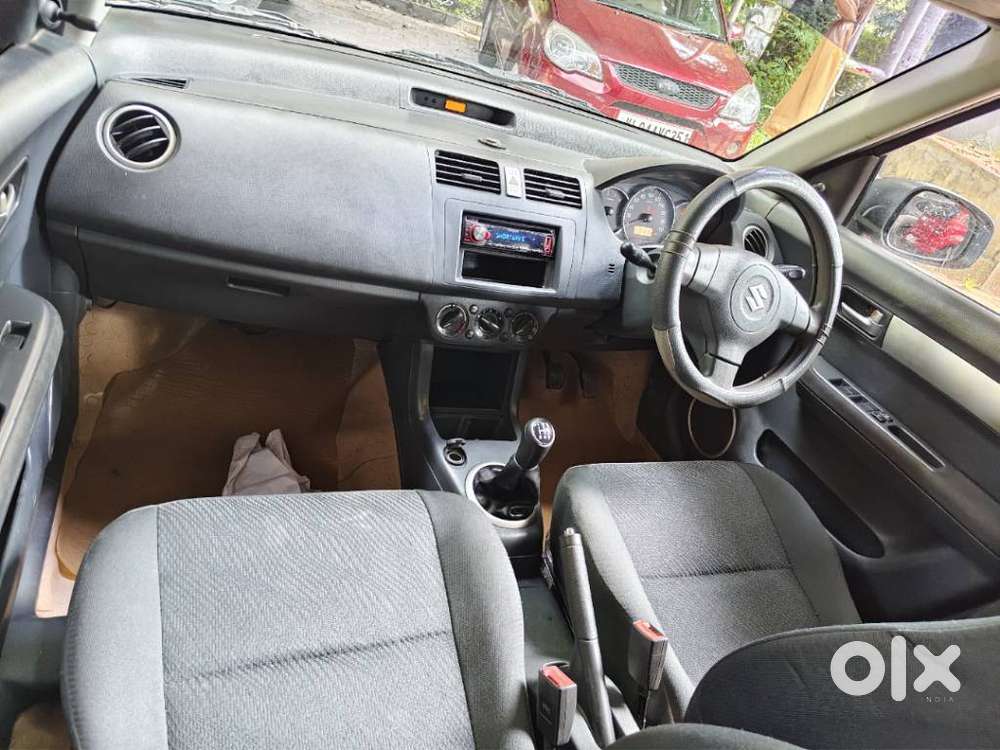 Maruti Suzuki Swift 1.2 Vxi (o), 2011, Petrol