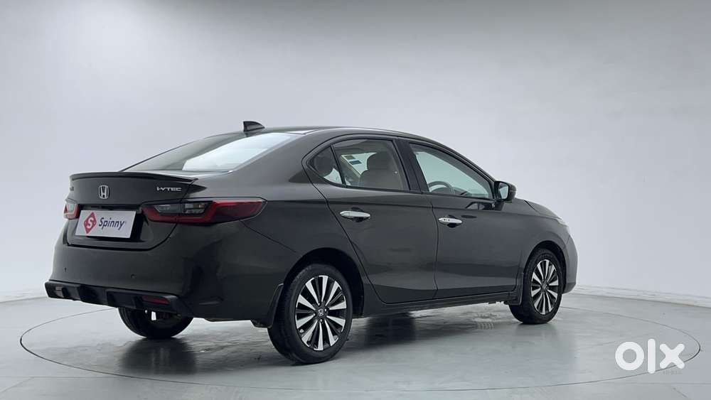 Honda City 1.5 Zx I-vtec Mt, 2023, Petrol