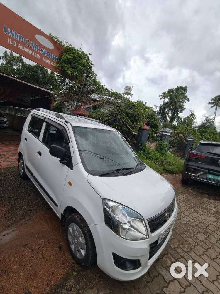 Maruti Suzuki Wagon R Lxi Optional, 2016, Petrol