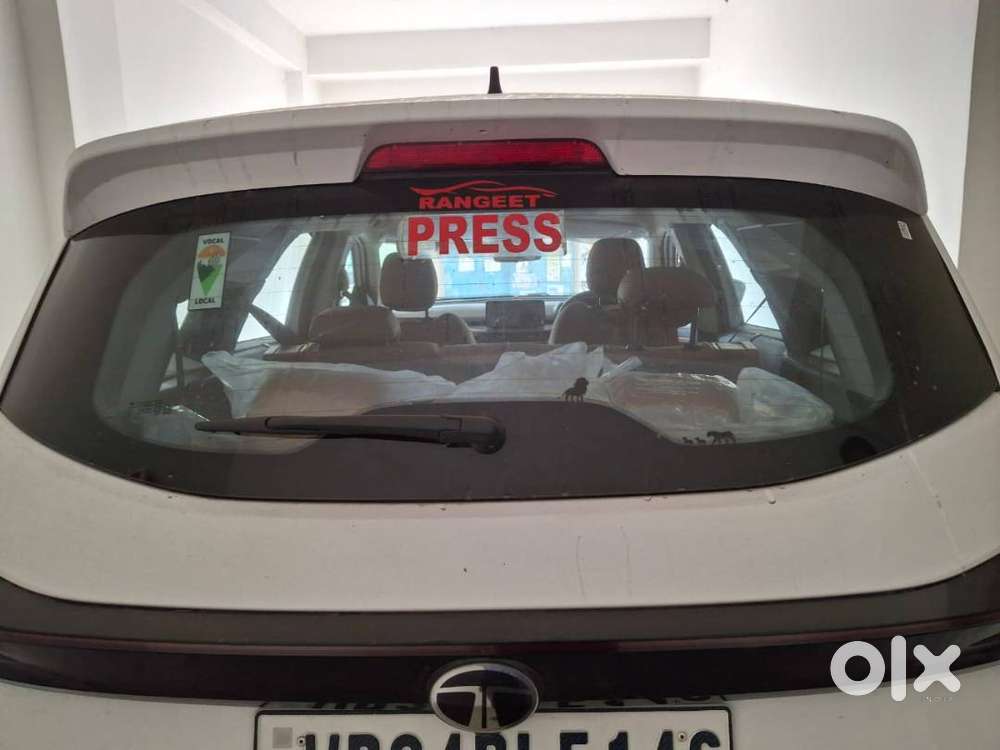 Brand New Cindition Tata Safari Less Driven