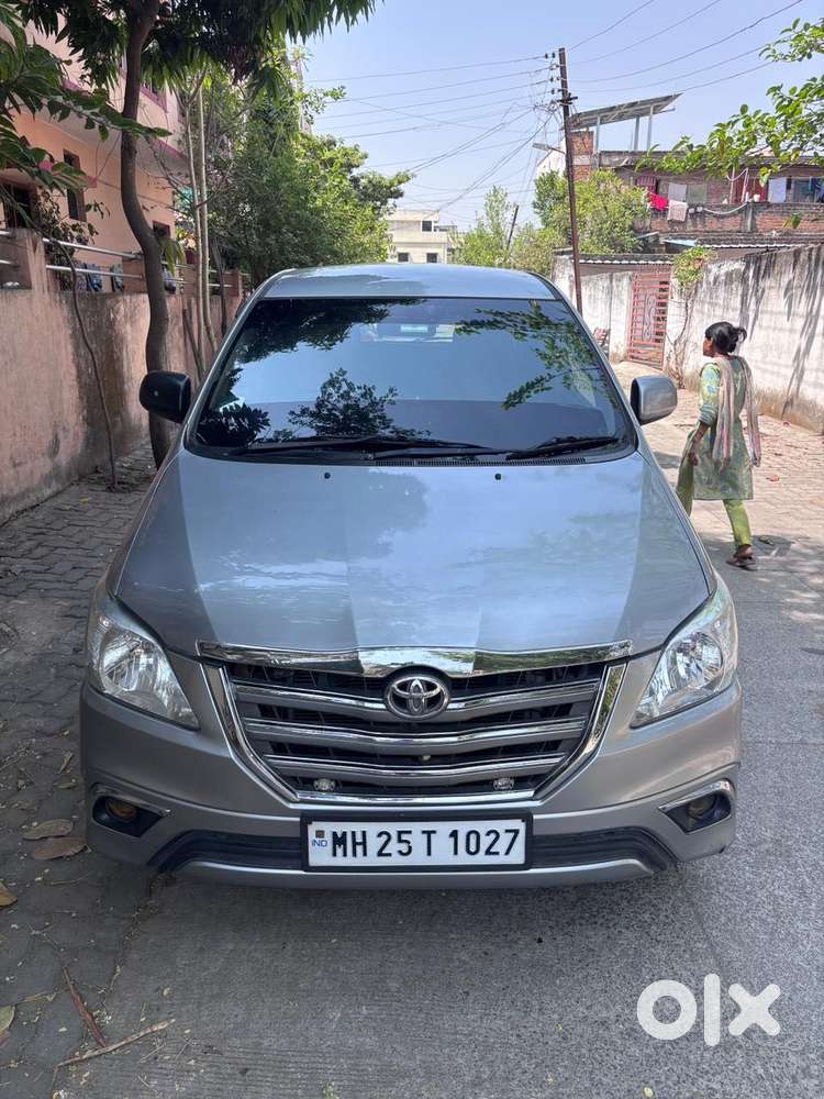 Toyota Innova 2.5 G (diesel) 8 Seater, 2016, Diesel
