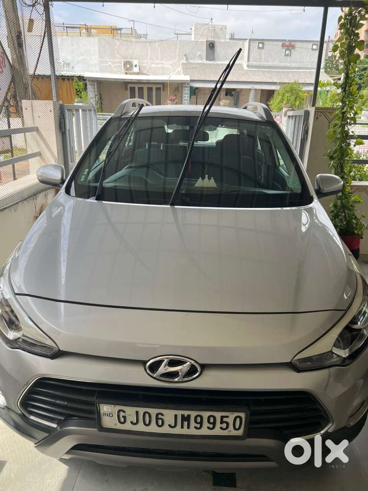 Hyundai I20 Active 2016 Petrol Well Maintained