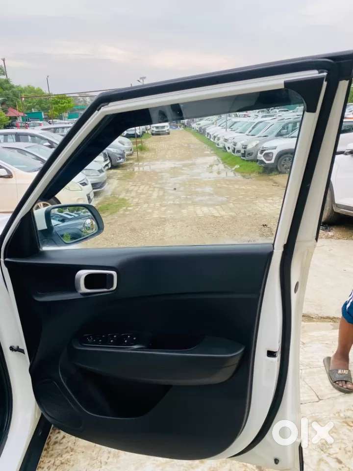 Hyundai Venue 1.0 Sx (o) Turbo Dct Dual Tone, 2021, Petrol