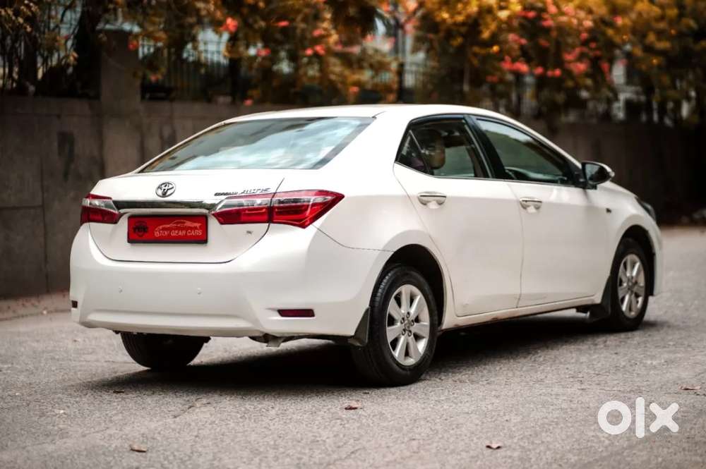Toyota Corolla Altis 1.8 G, 2015, Petrol