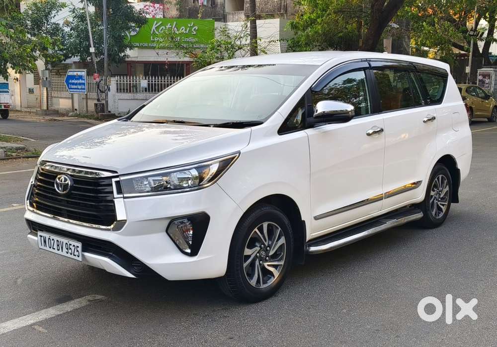 Toyota Innova Crysta [2020-ongoing] 2.4 Gx 8 Str, 2022, Diesel