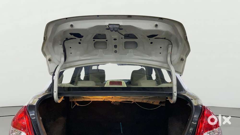 Maruti Suzuki Swift Dzire Vdi Bsiv, 2014, Diesel