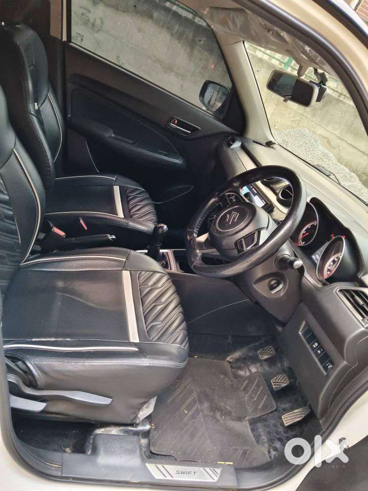 Maruti Suzuki Swift Vxi + Manual, 2021, Petrol