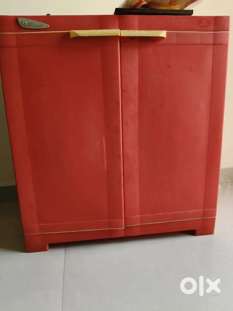 Nilkamal storage almirah
